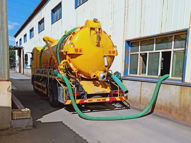 润州厂区化粪池清理